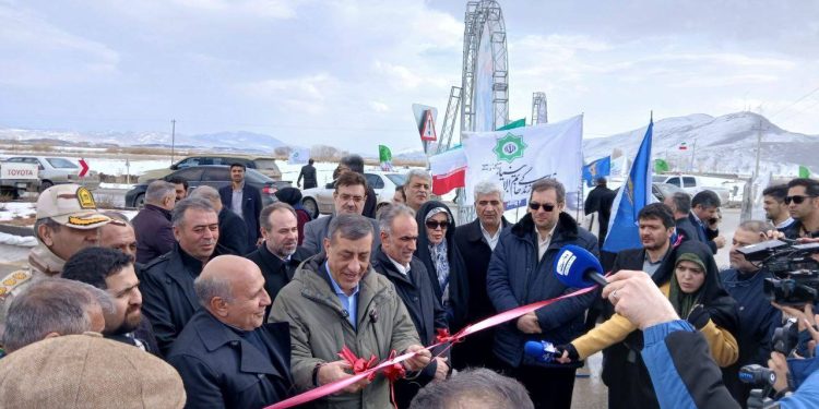 افتتاح پروژه راه‌سازی و توسعه شبکه حمل و نقل جاده ابریشم در منطقه آزاد ماکو